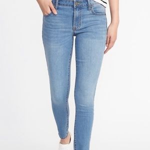Old Navy mid rise jeans